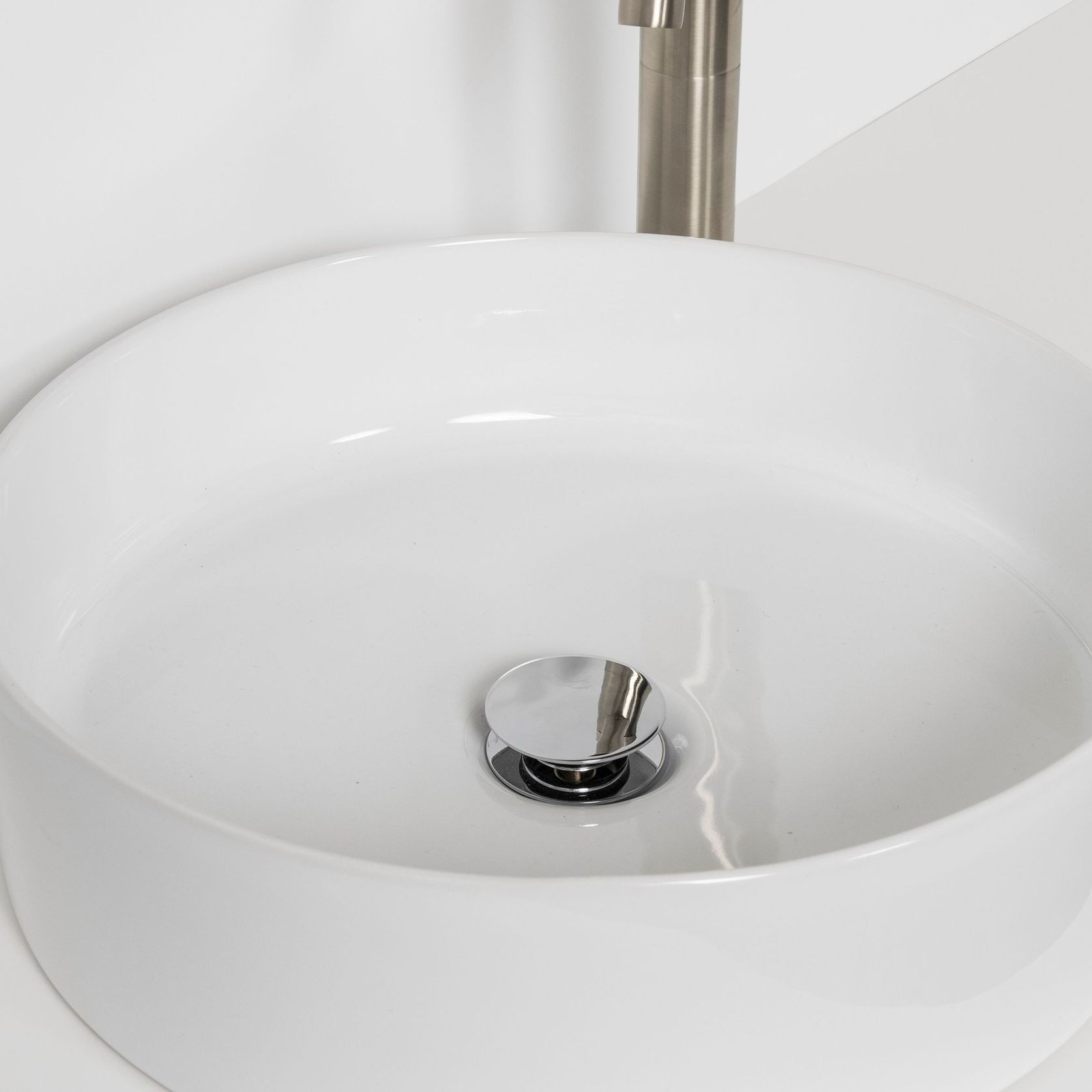 Sleek Round Basin gallery detail image