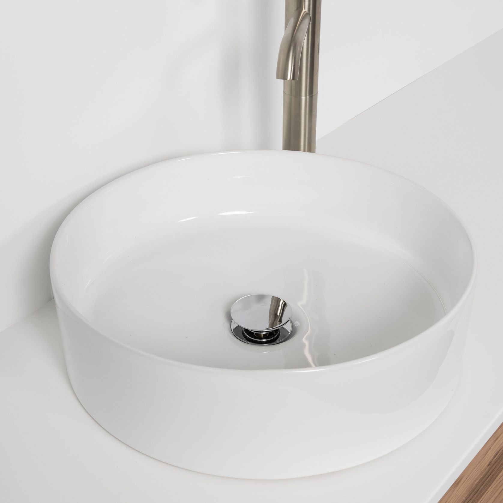 Sleek Round Basin gallery detail image