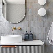 Lola Basin Sink gallery detail image