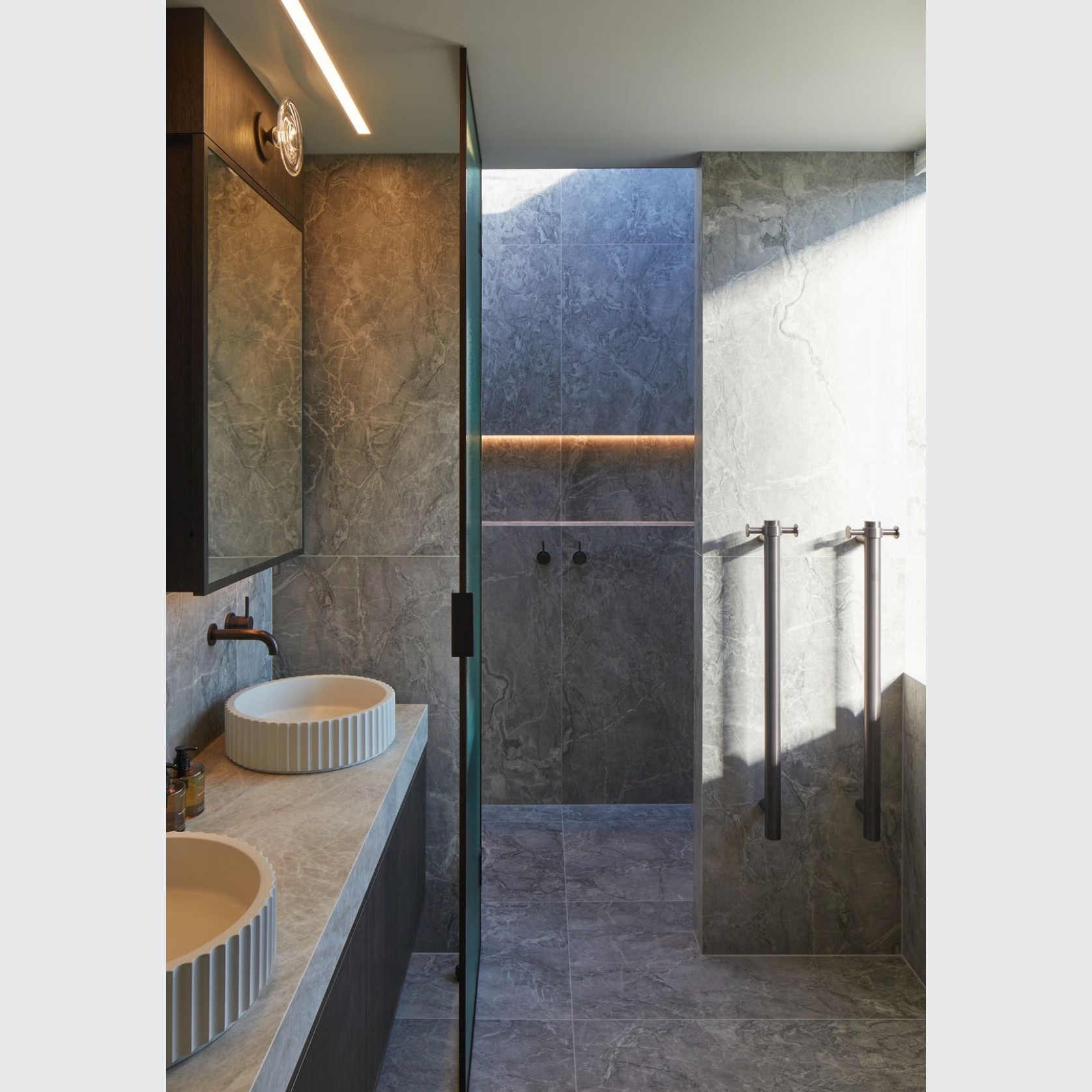 Reeded Shower gallery detail image