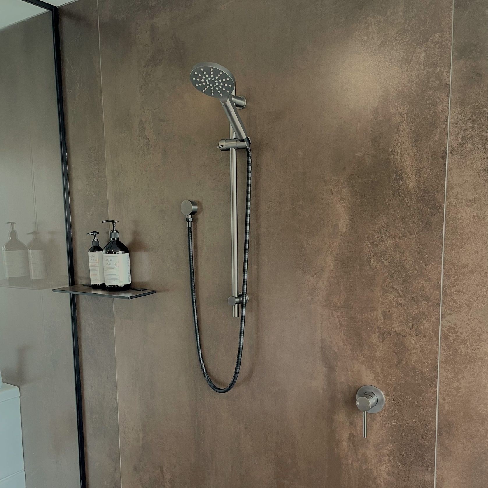 Round Mixer CLAS14 Brushed Gunmetal gallery detail image