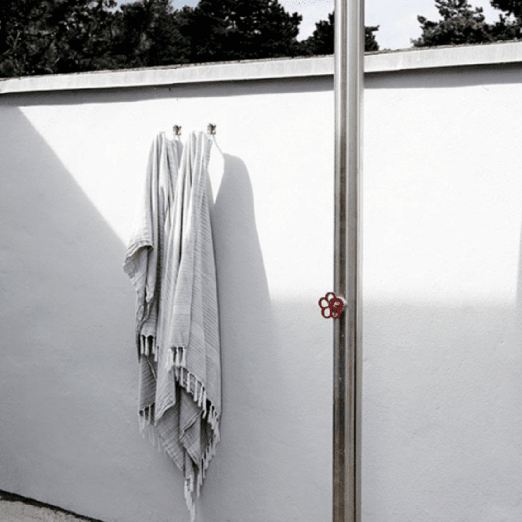 PIPE - Outdoor Shower by Boffi gallery detail image