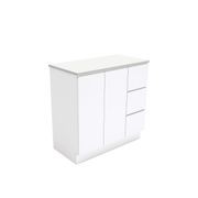 Fingerpull Gloss White Cabinets gallery detail image