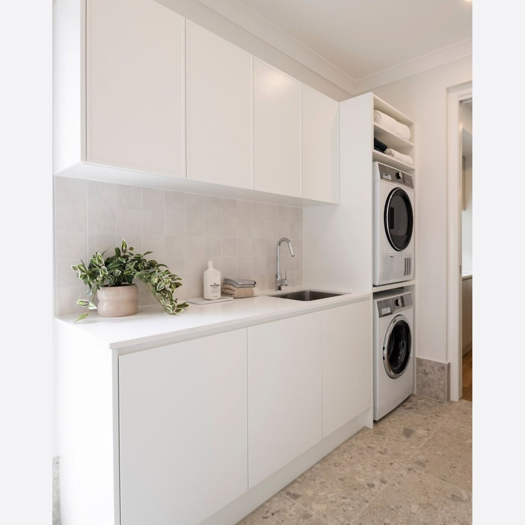 Custom Cabinets gallery detail image