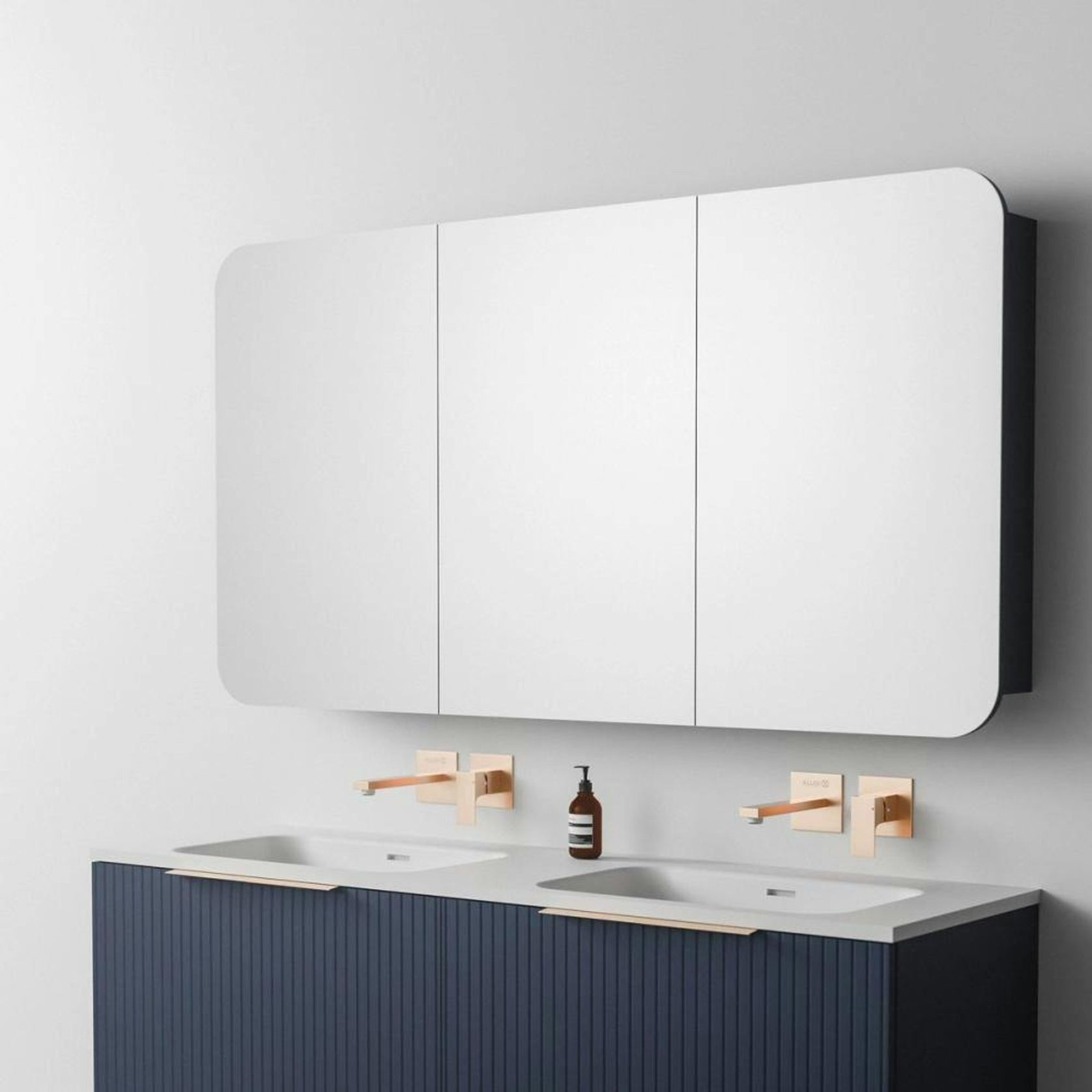 Tondo Mirror Cabinets gallery detail image