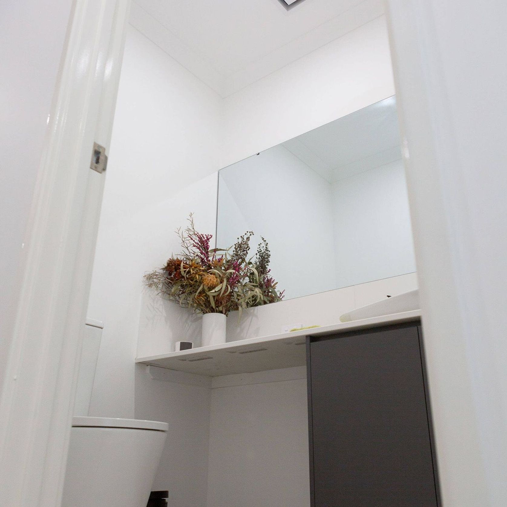 Inline Silent Exhaust Fan - BLW600 gallery detail image