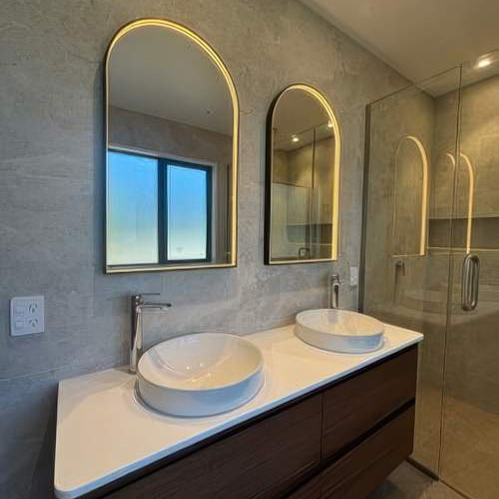 Eclipse Arch LED Aluminium Framed Mirror with Demister gallery detail image