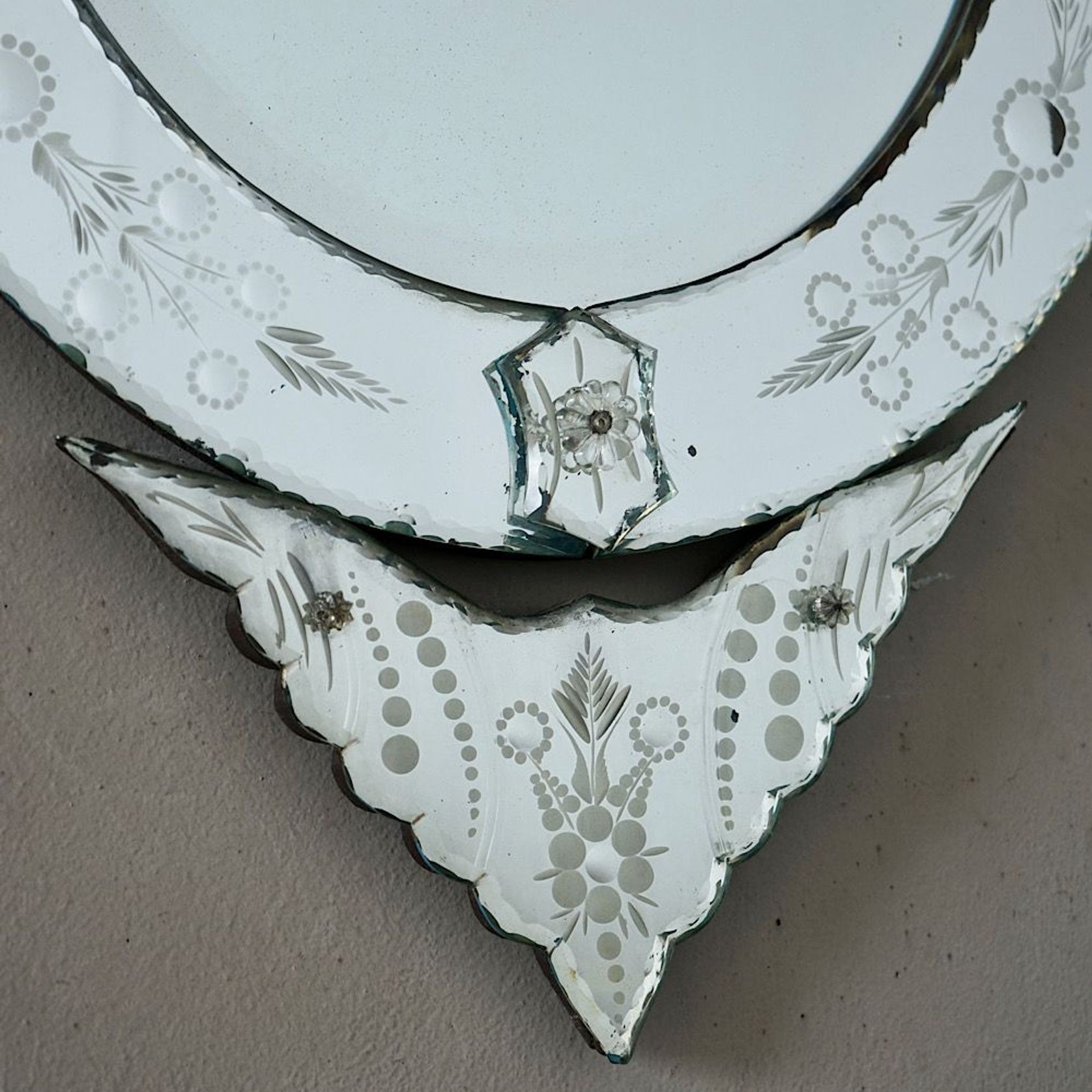 Vintage Venetian Oval Mirror gallery detail image