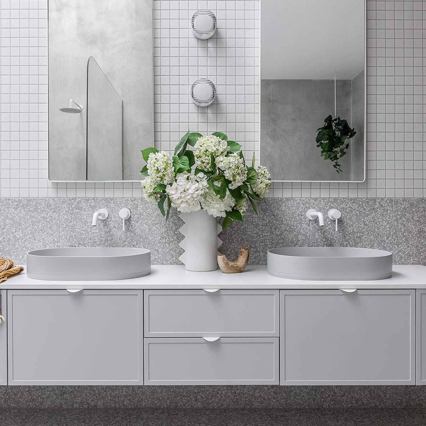 Elysian Minimal Mixer & Spout Set | White gallery detail image