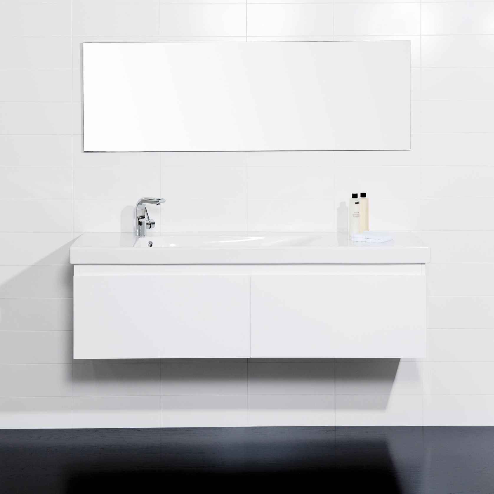 Grandangolo Vanity By Michel Cesar gallery detail image