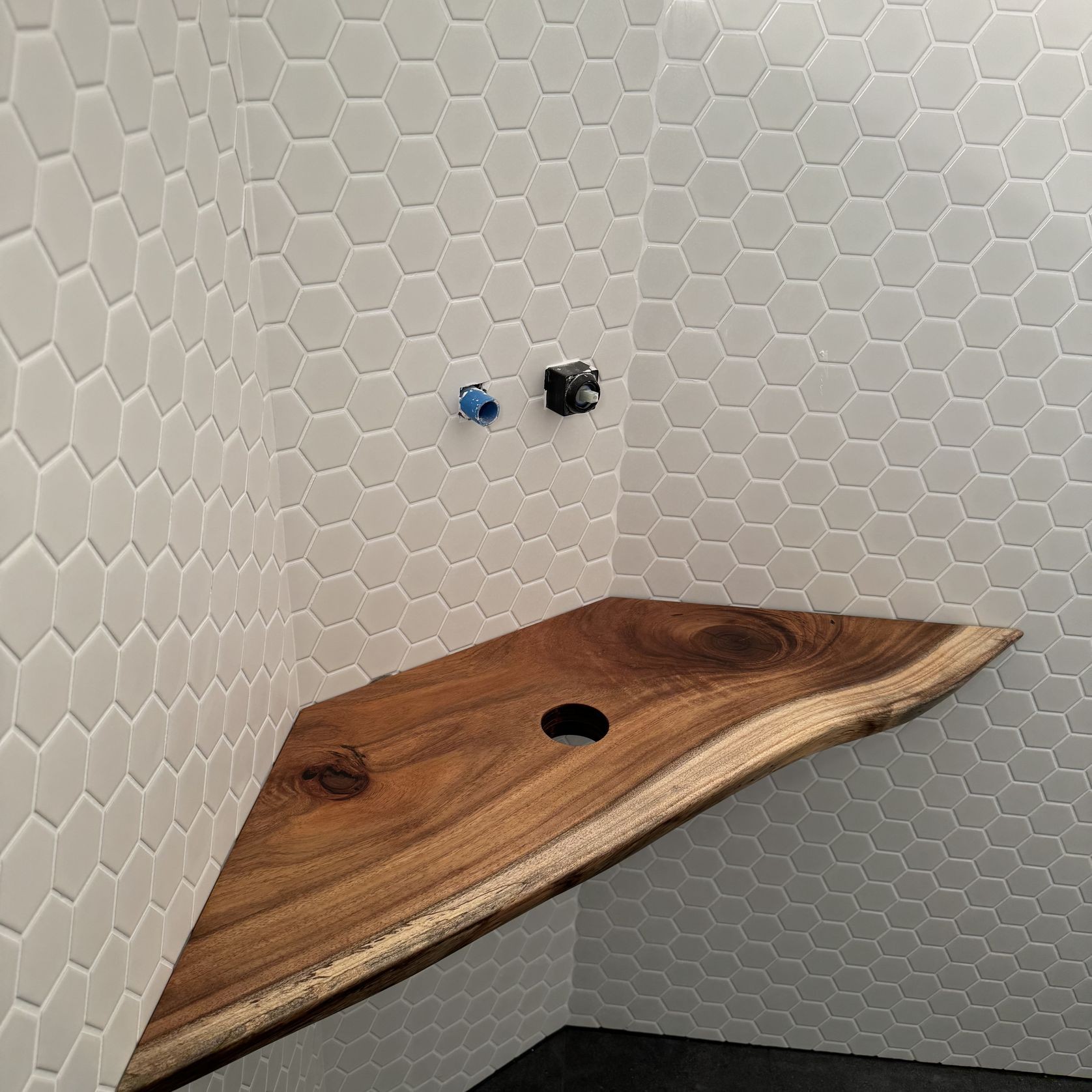 Bathroom Vanity gallery detail image