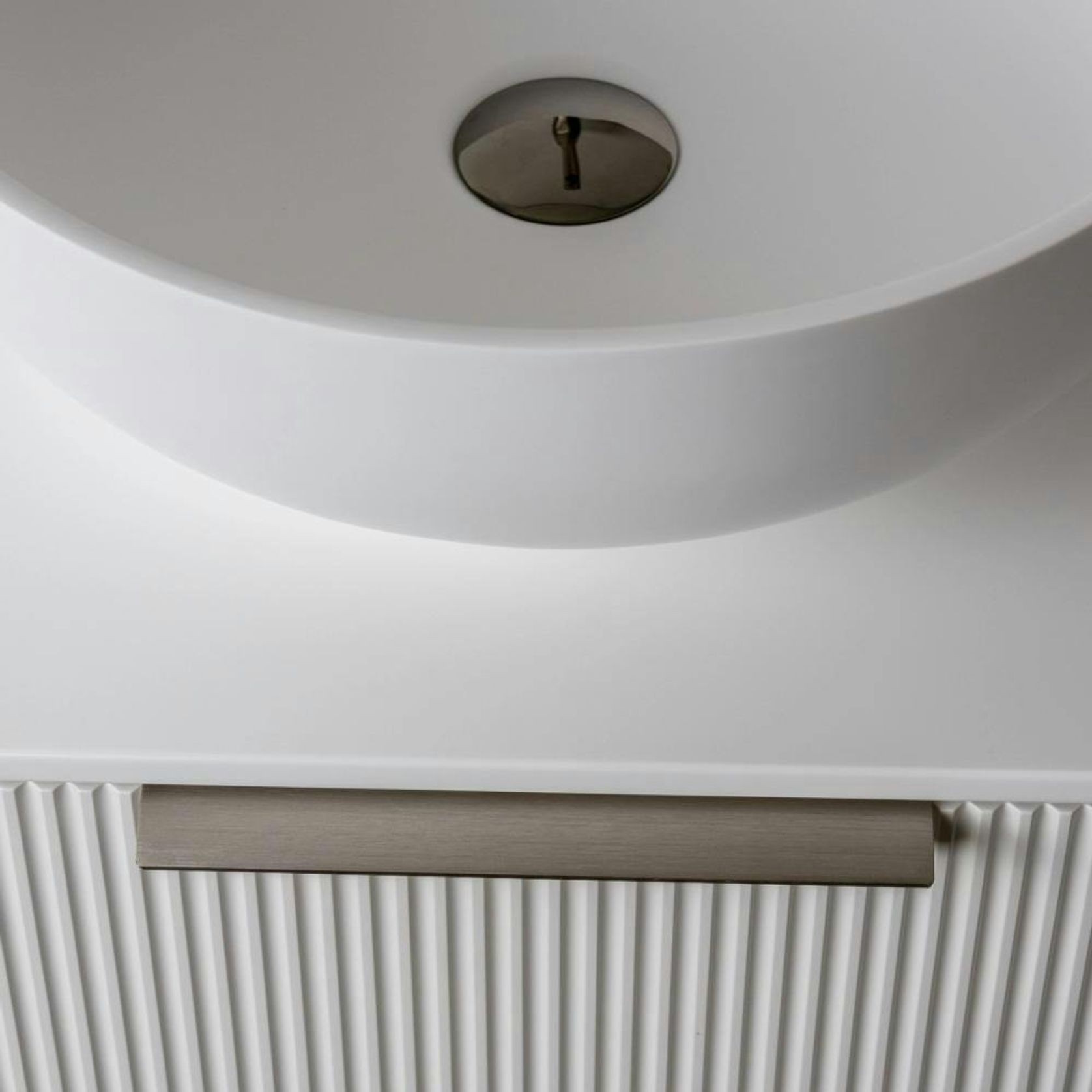 Tondo Largo gallery detail image
