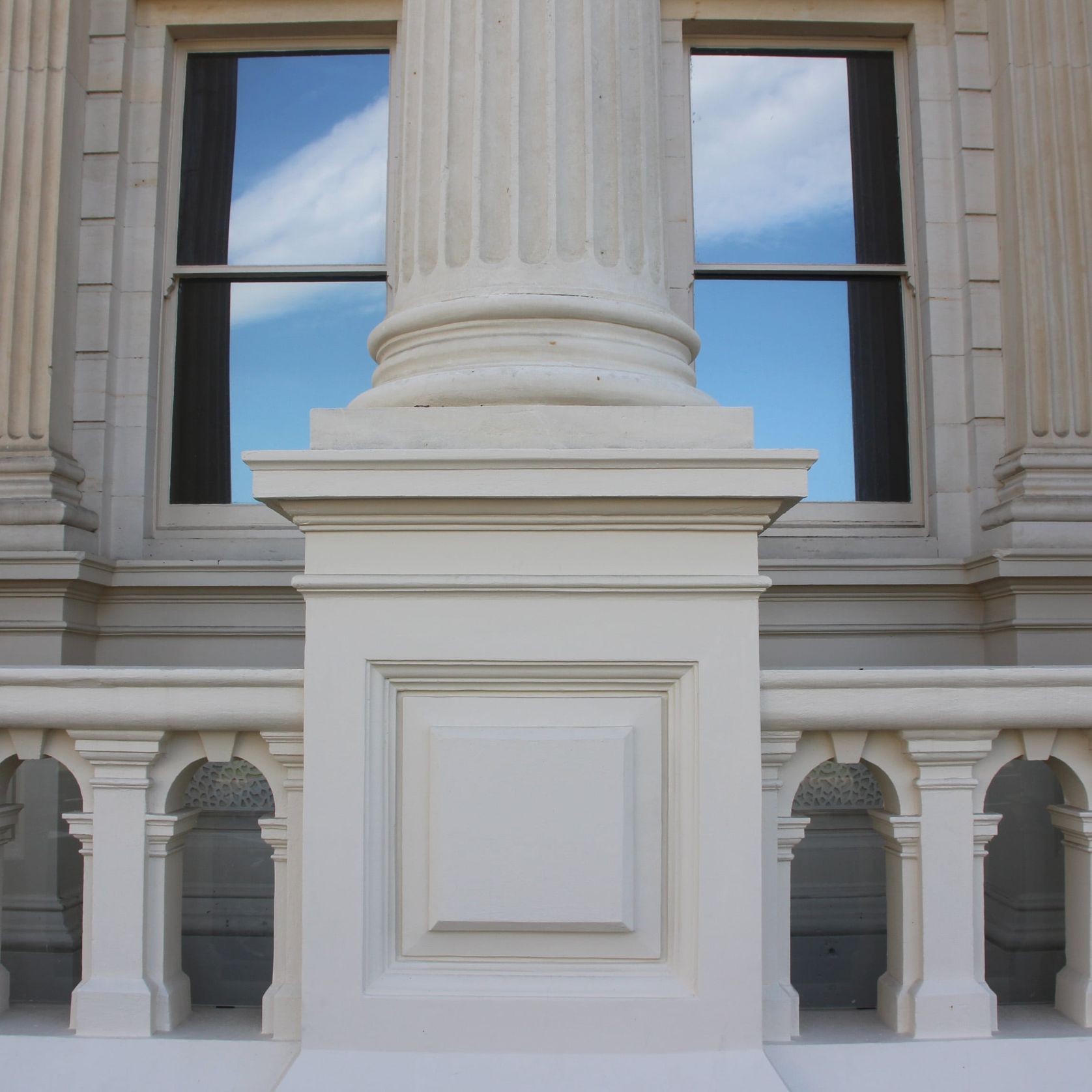 Limestone Columns, Balustrades & Railings gallery detail image