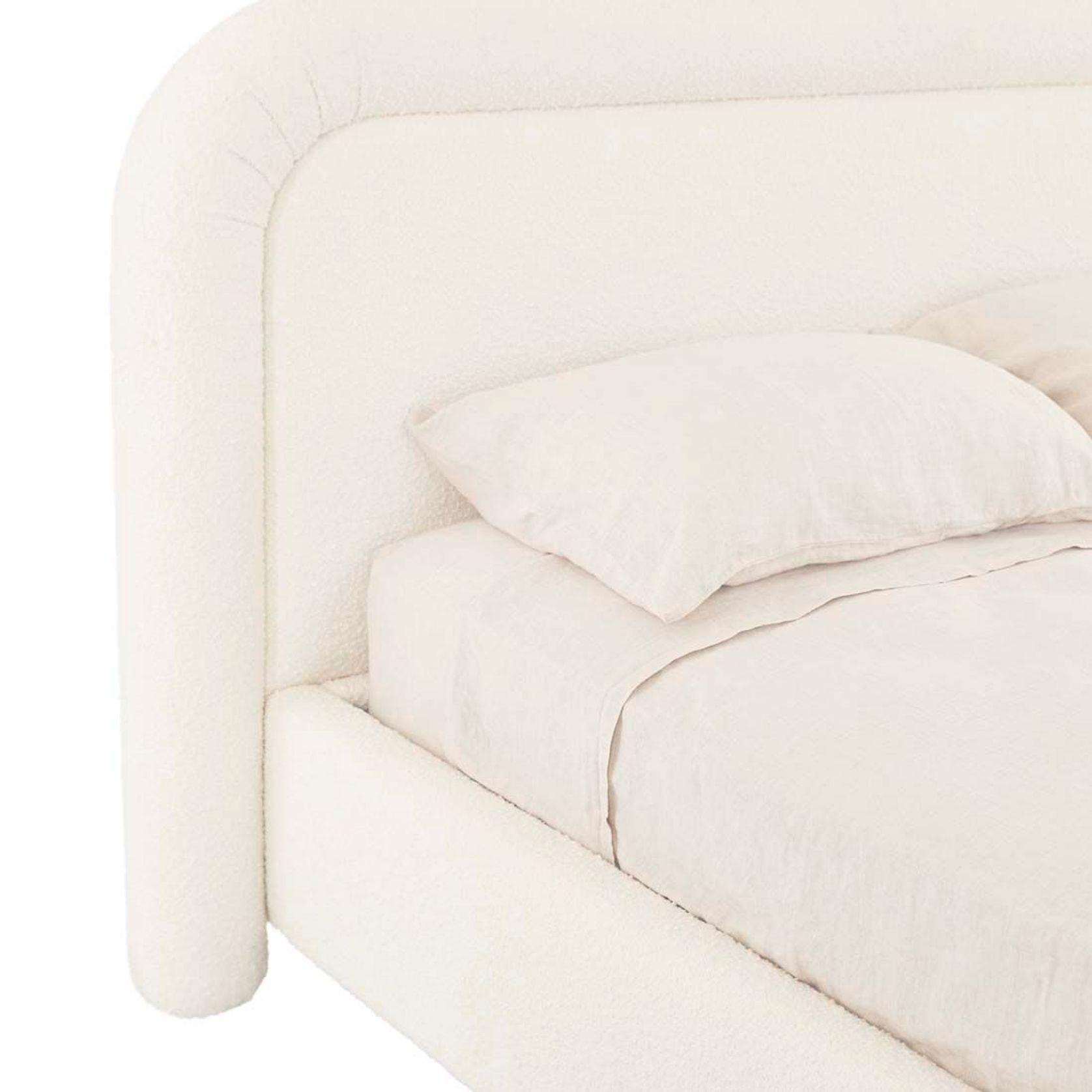 Almos Chubby Bed gallery detail image