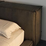 Osca Bed gallery detail image