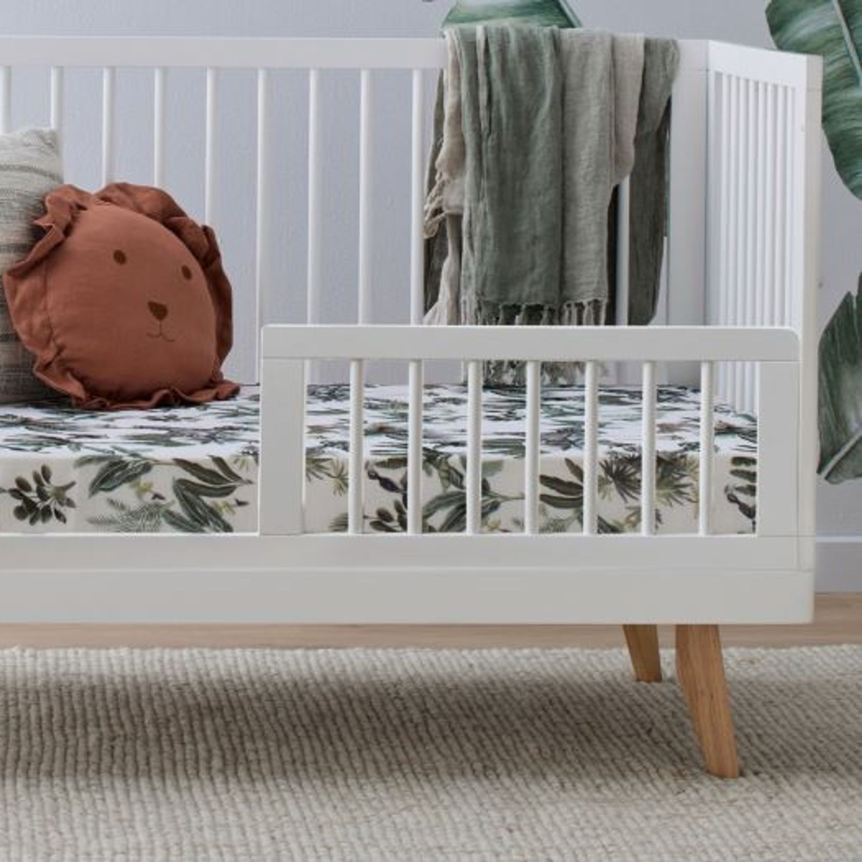 Rio Hardwood Toddler Side Guard Rail | White gallery detail image