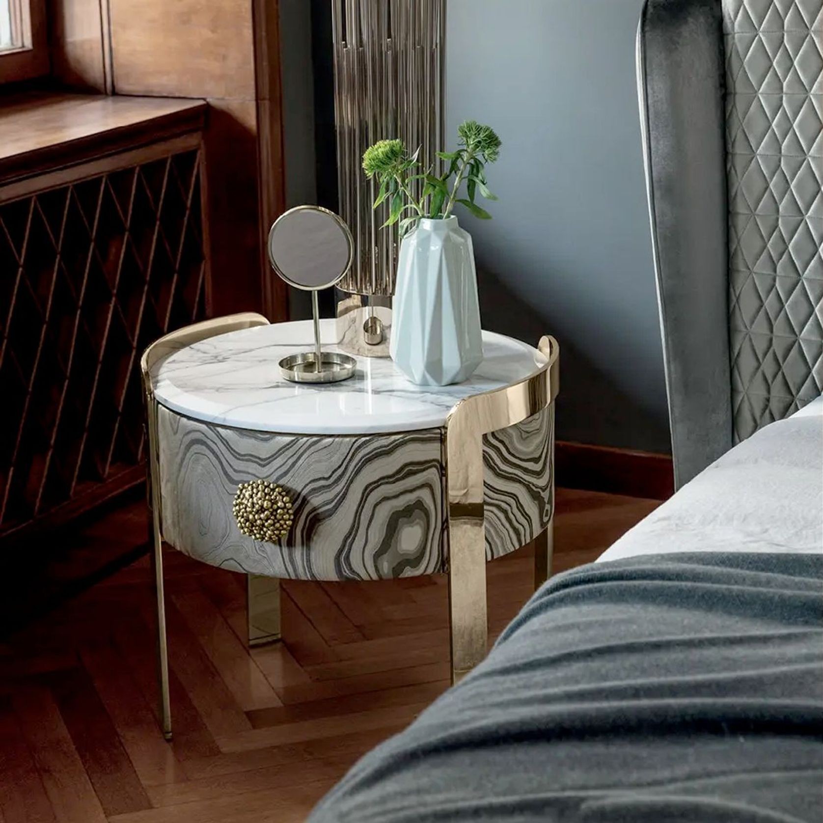 Doris Bedside gallery detail image