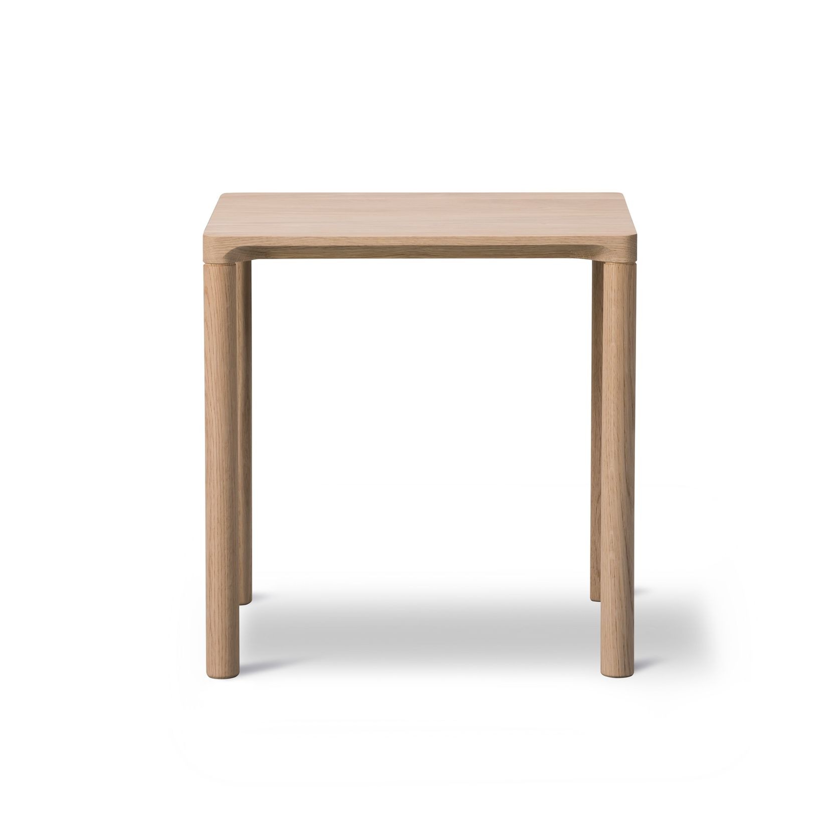 Piloti Side Table Model 6700 by Fredericia gallery detail image