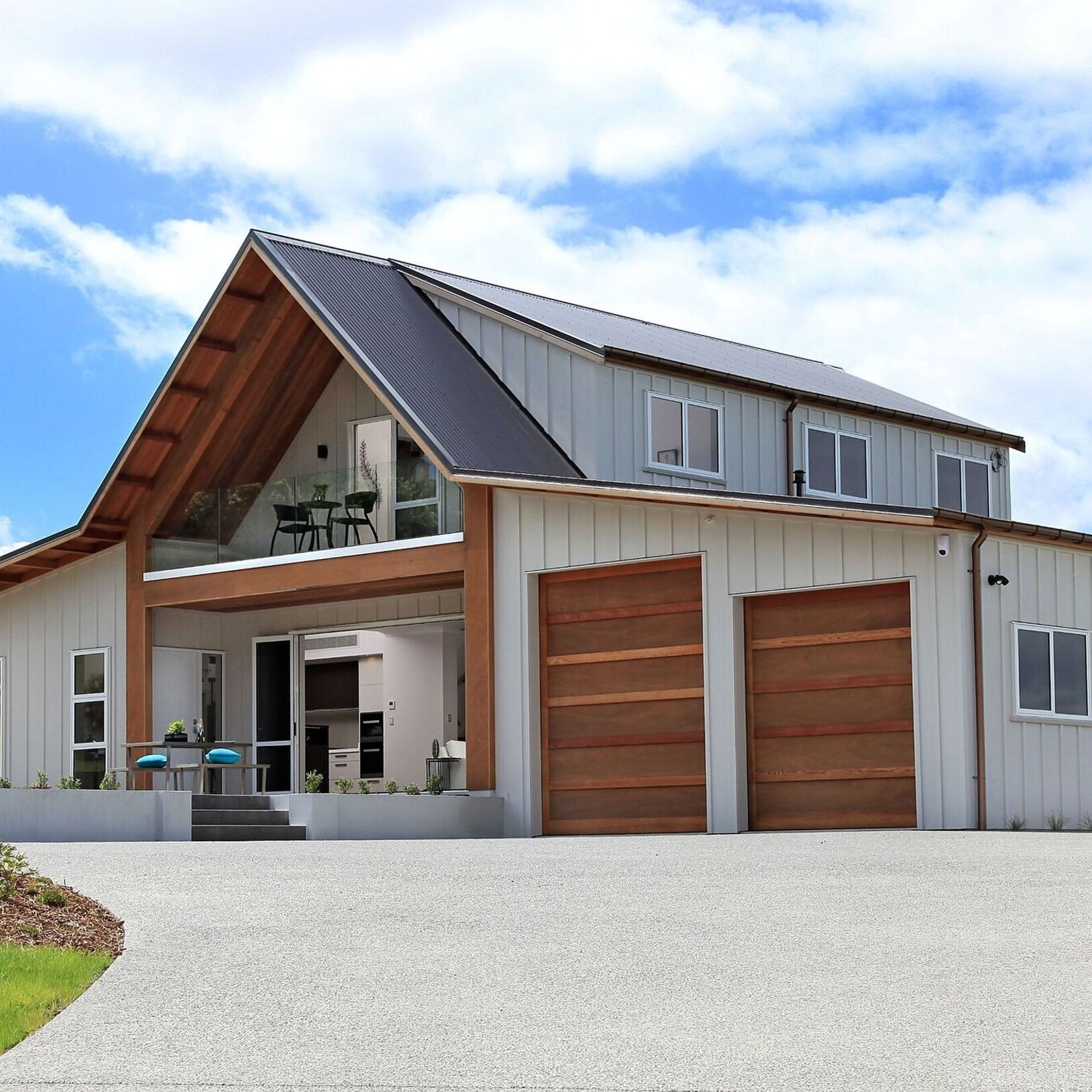 Bandsawn Finger Jointed Pine Weatherboards gallery detail image