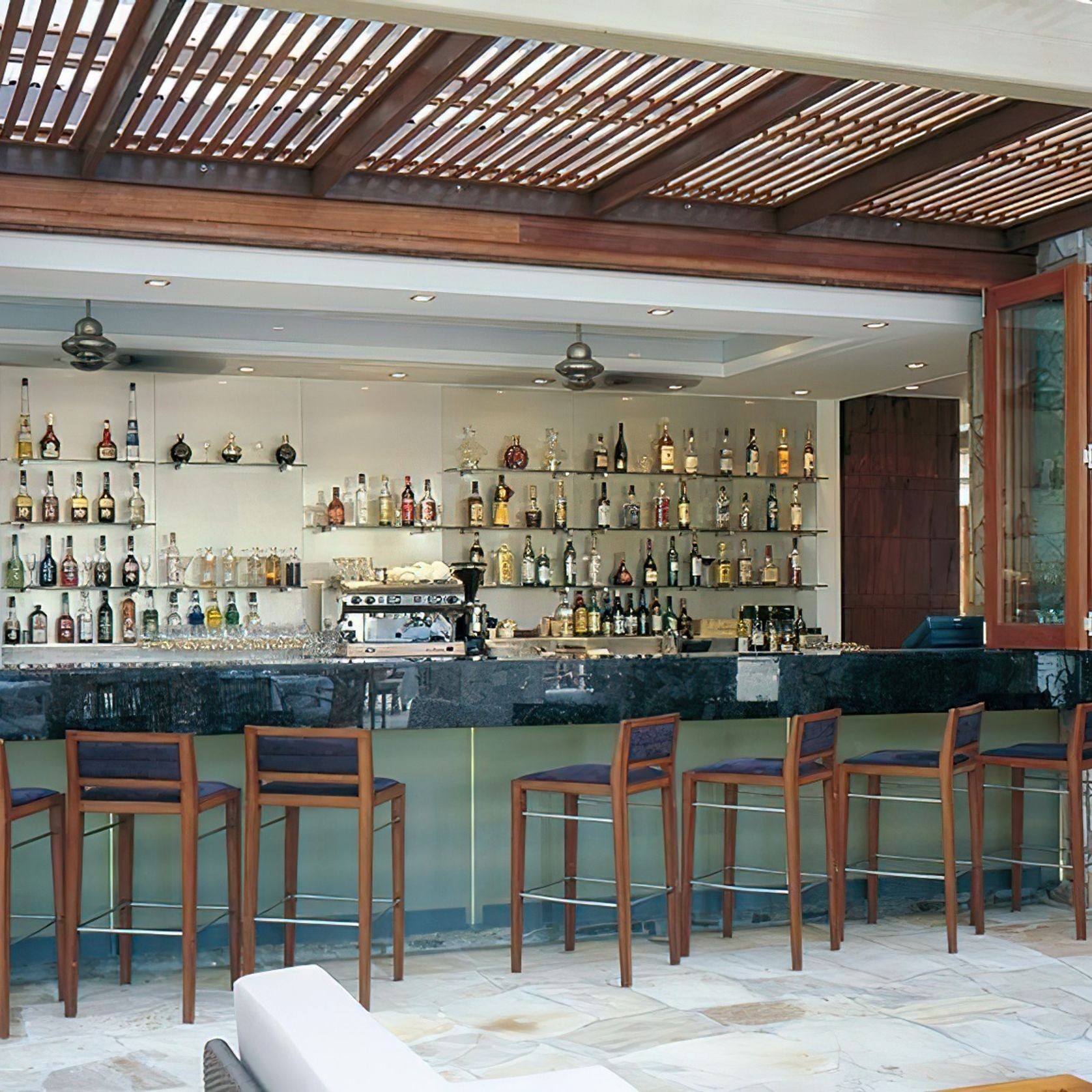 Centor E2 Folding Door System Hardware gallery detail image