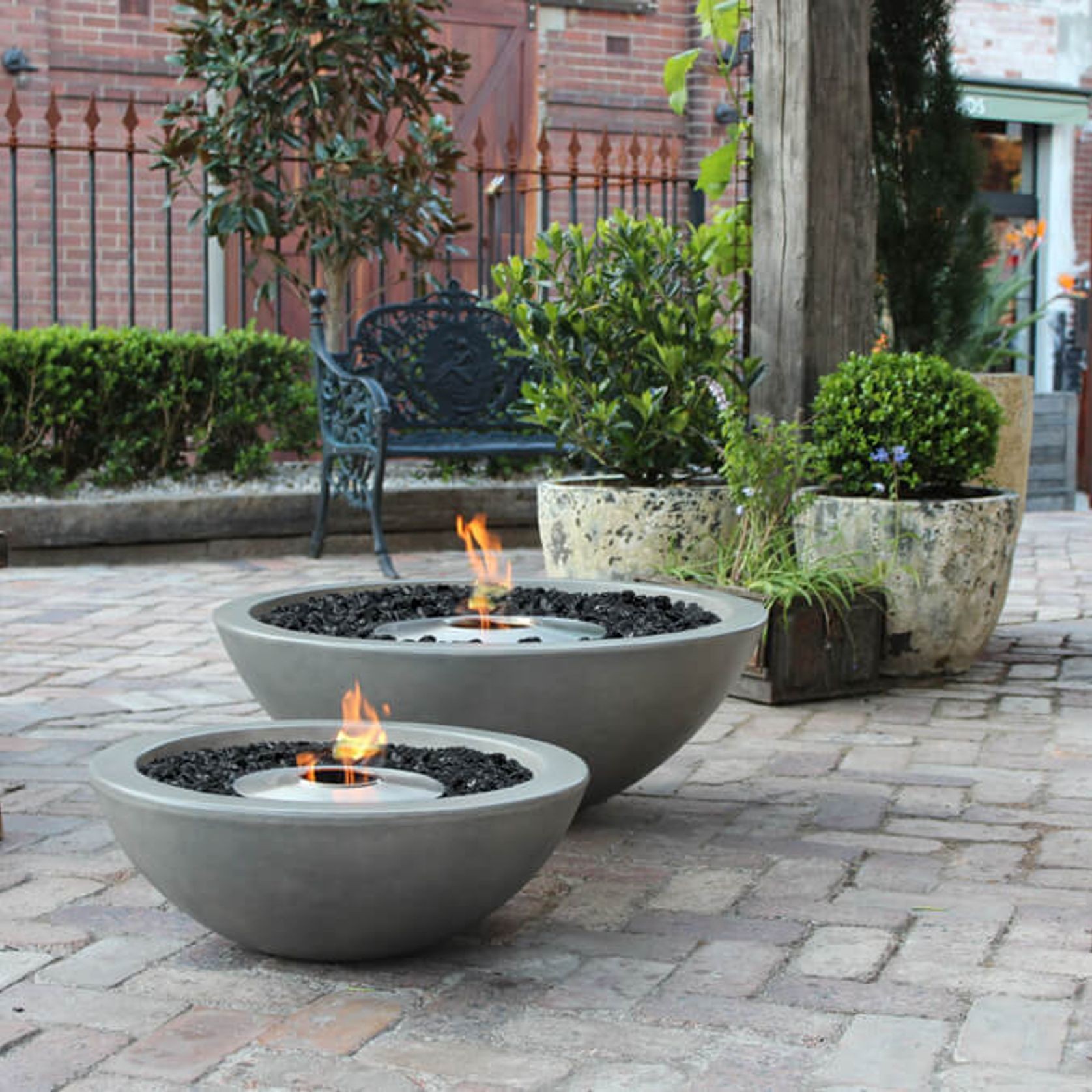 Mix 600 Biofuel Outdoor Fireplace by EcoSmart+ gallery detail image
