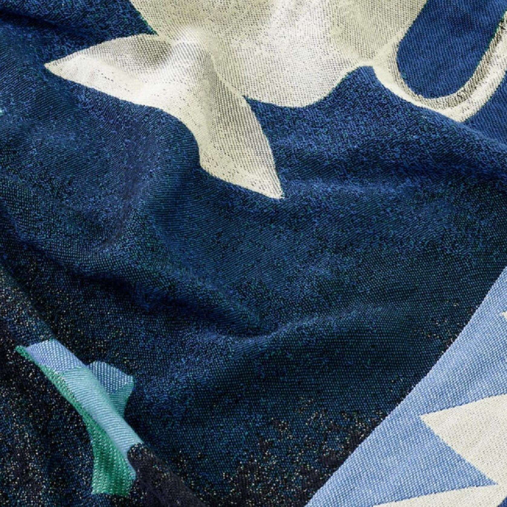 Momento Throw JH46 gallery detail image