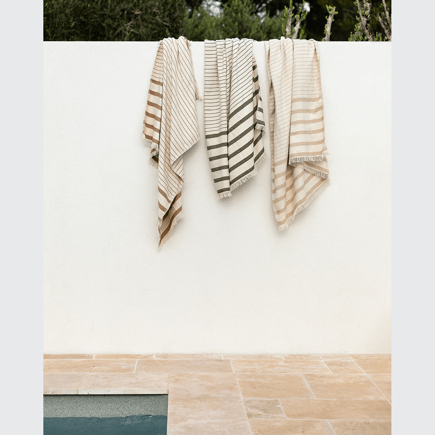 Baya Banksia Throw - Pecan | Summer Outdoor Style gallery detail image