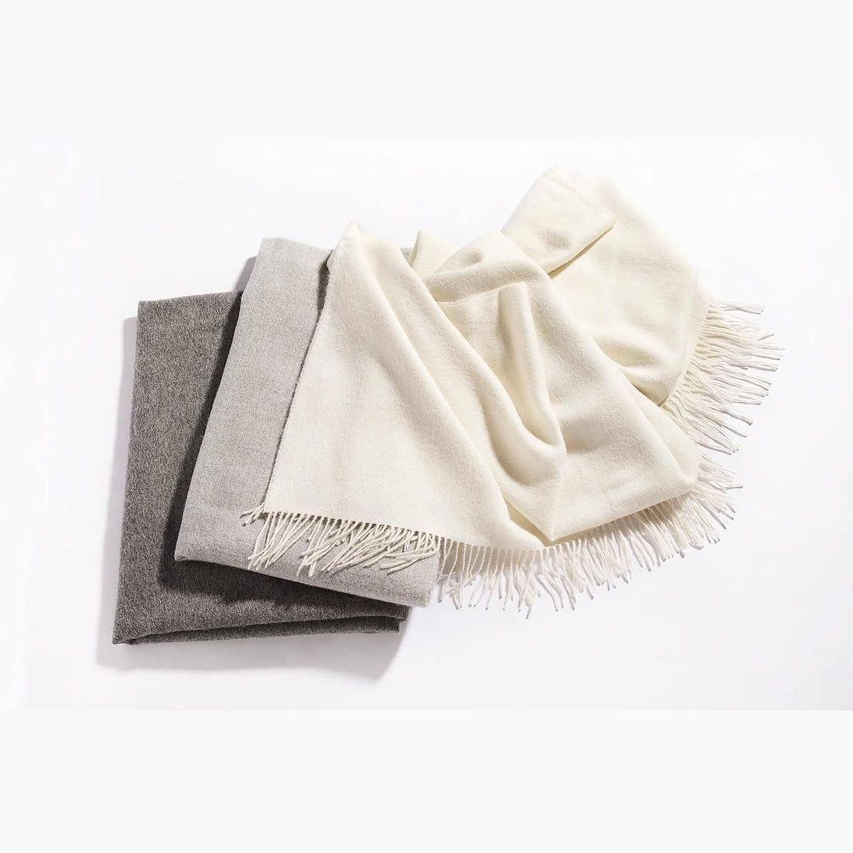 Fischbacher 1819 Alpaca Throw - Puro Fog gallery detail image