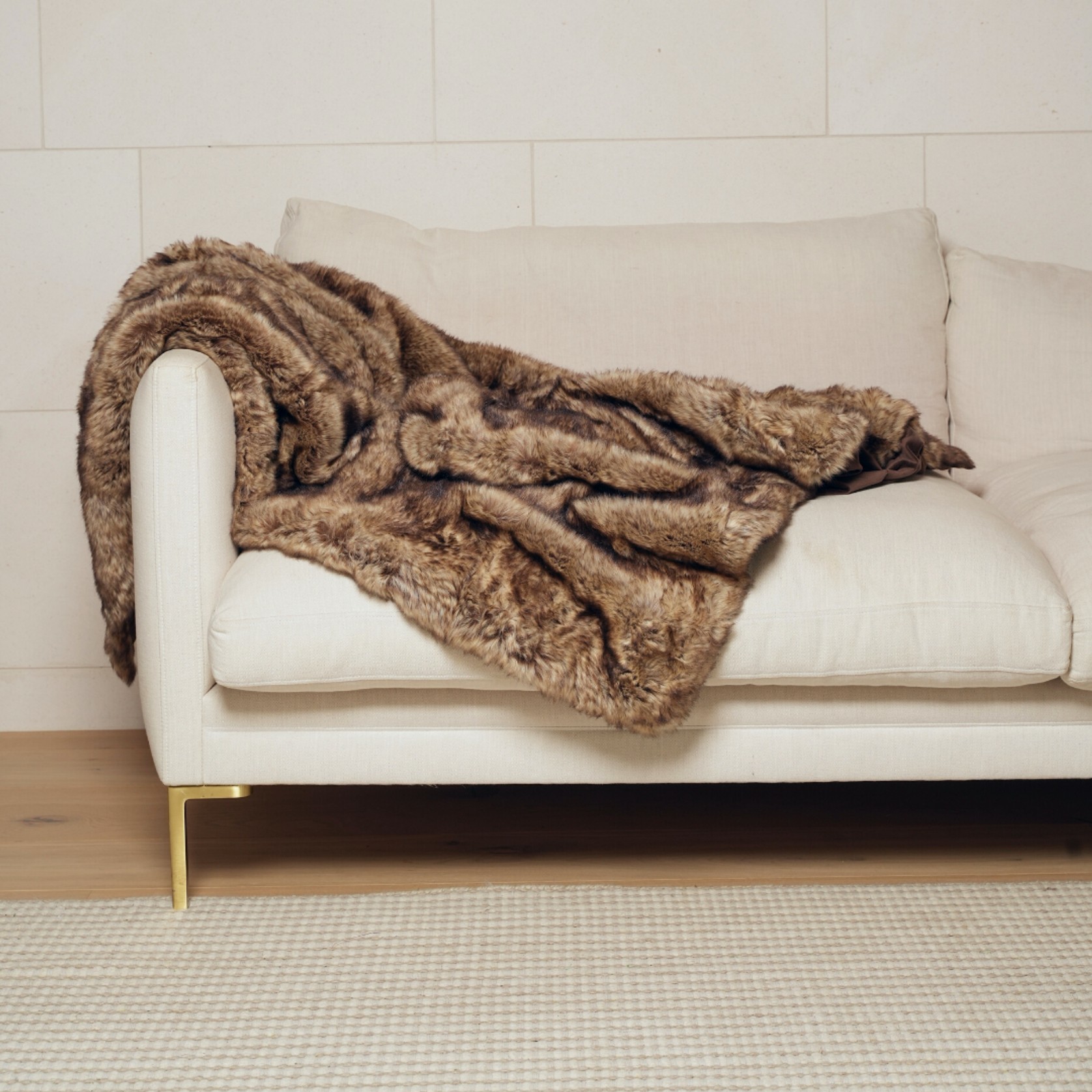 Vegan Fur Throw - Wolf gallery detail image