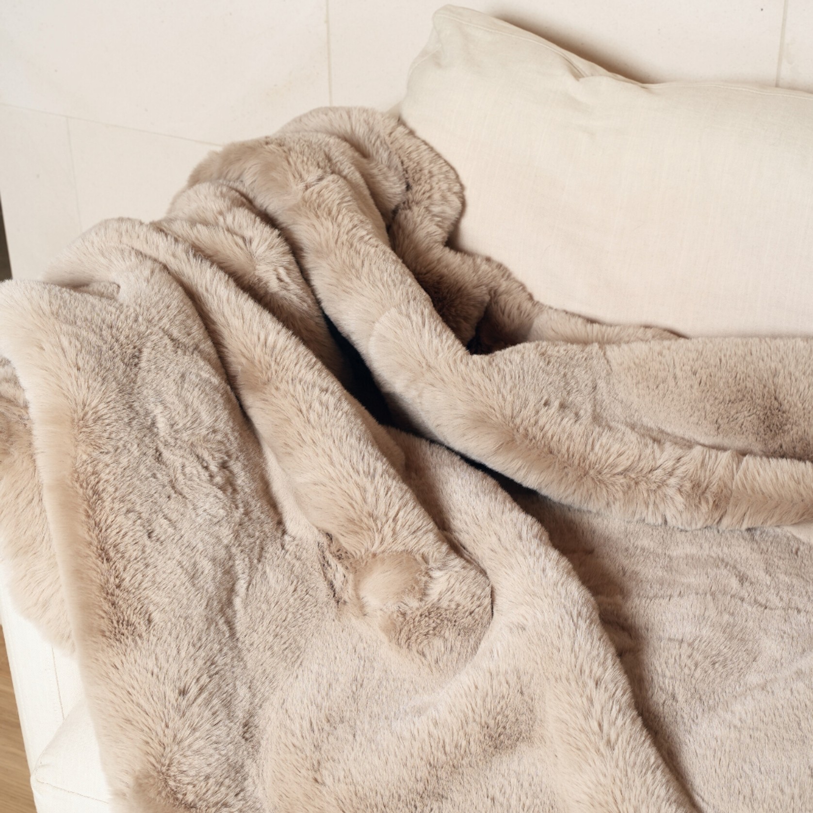 Vegan Fur Throw - Big Bear Pewter gallery detail image