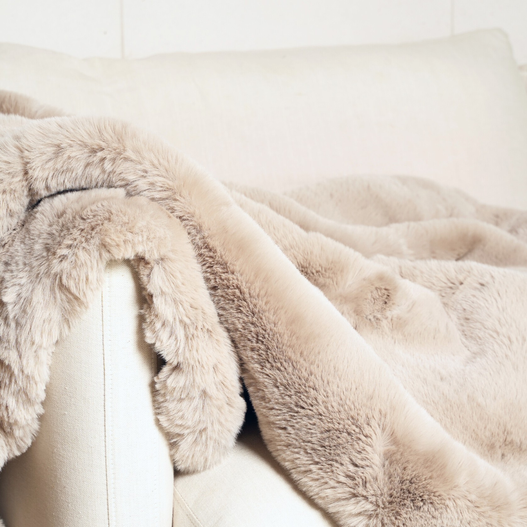 Vegan Fur Throw - Big Bear Pewter gallery detail image