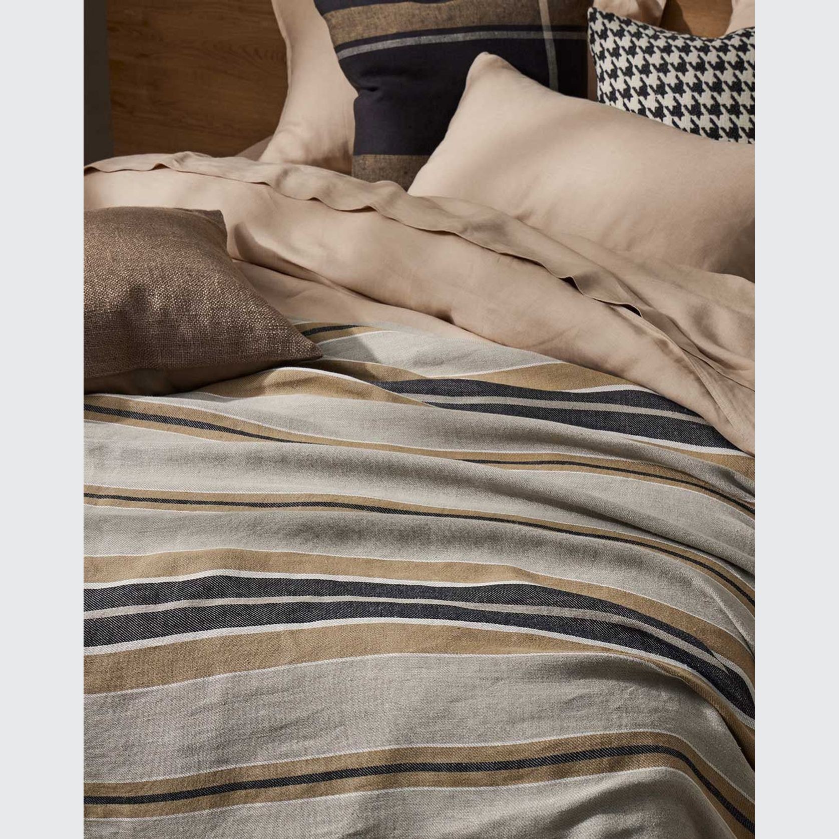 Weave Home European Linen Franco Throw - Clay gallery detail image