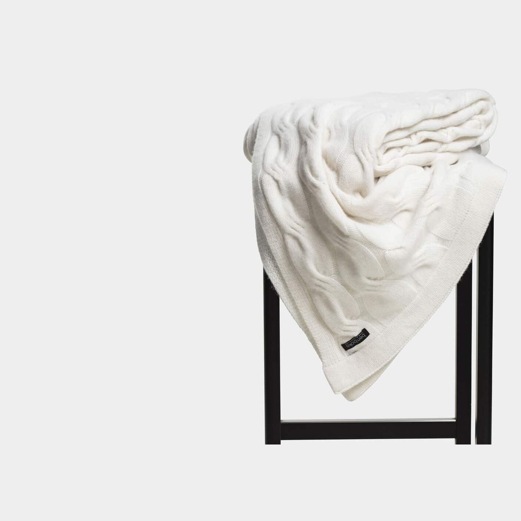Chunky Cable Italian Cashmere Throws gallery detail image