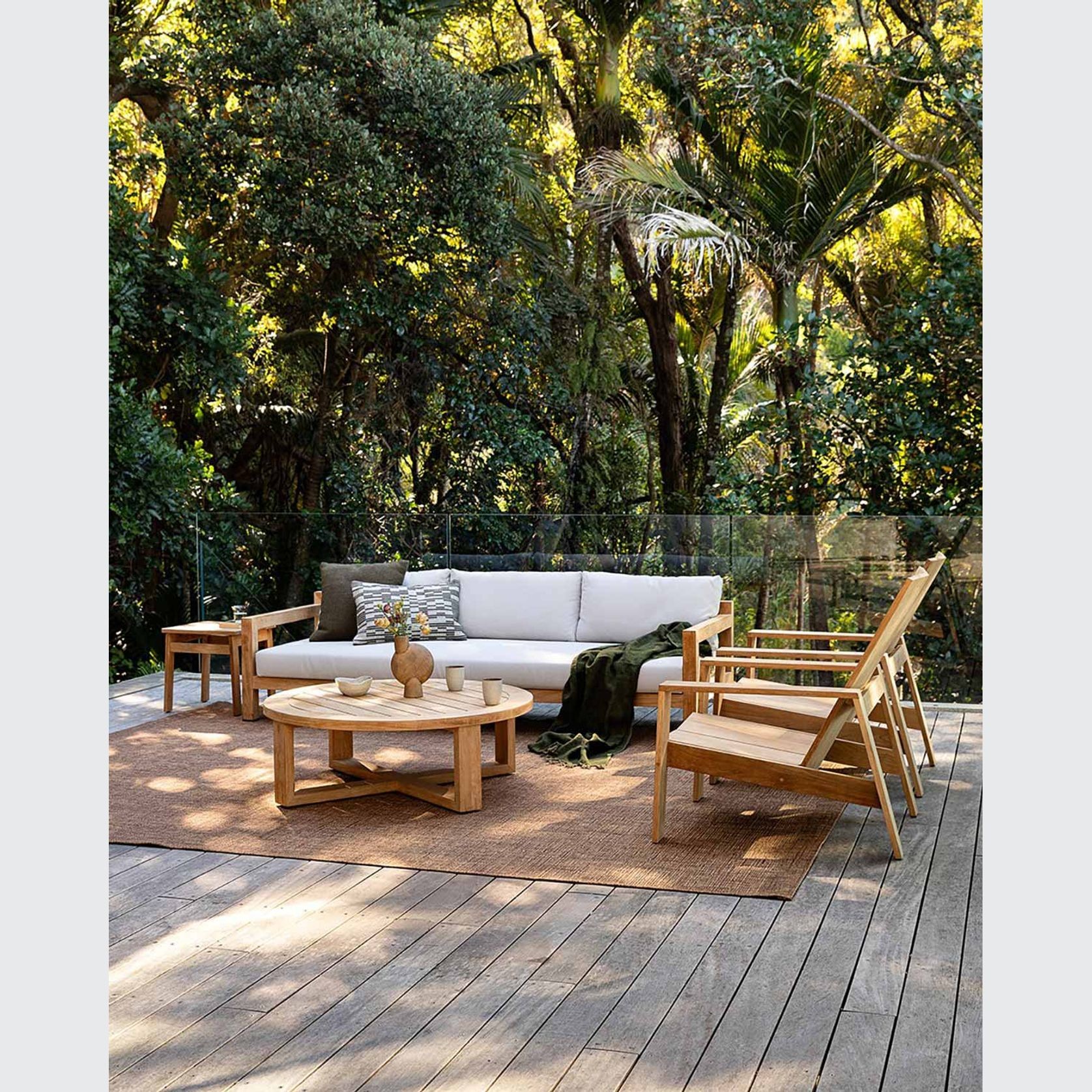 Baya Millhouse Throw - Winter Moss | 100% Linen gallery detail image