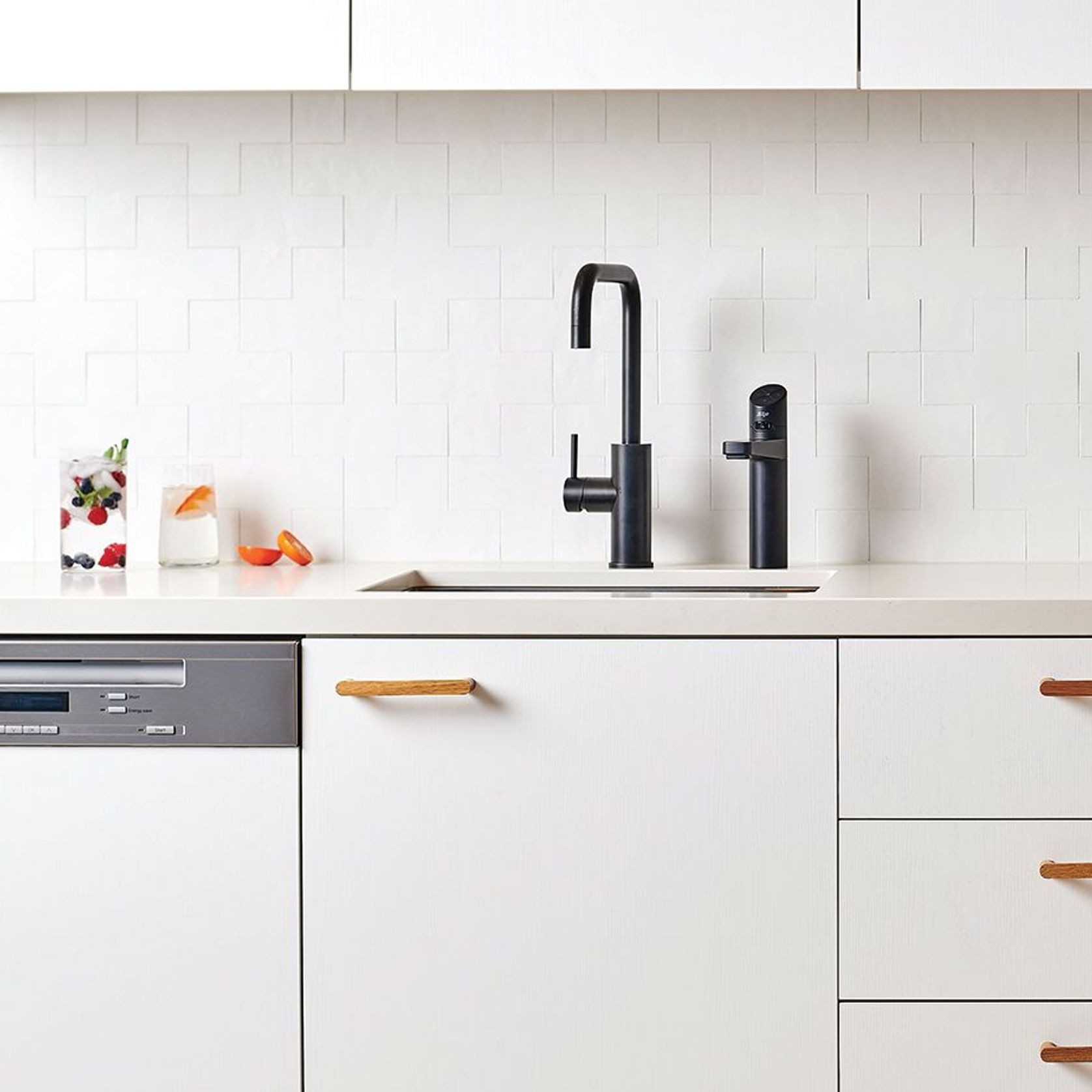 HydroTap G5 CS Elite Plus | Matte Black gallery detail image