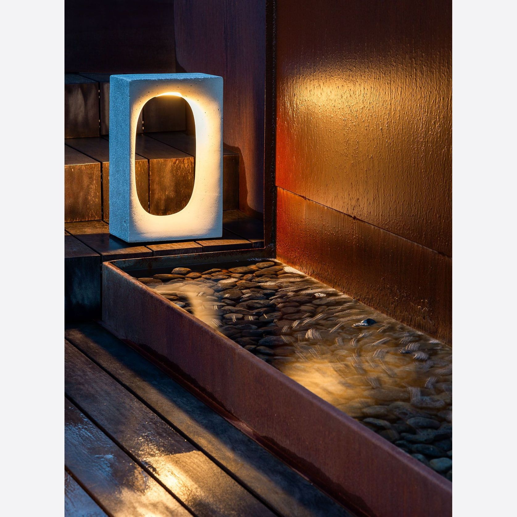 Jan Outdoor Floor Lamp gallery detail image