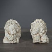 Pair of Italian Lions gallery detail image