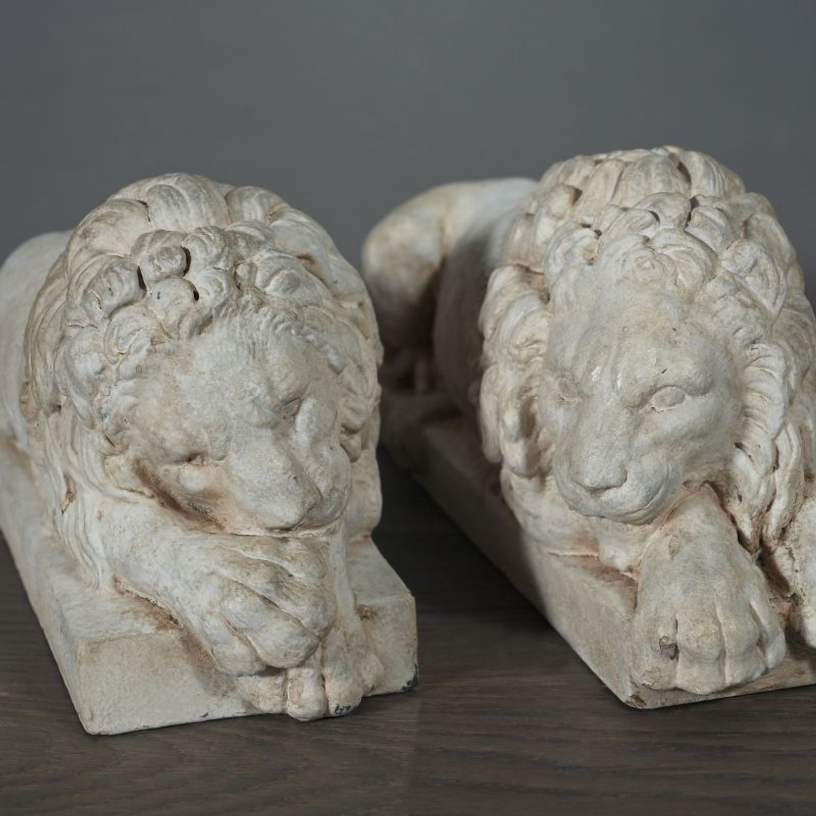 Pair of Italian Lions gallery detail image