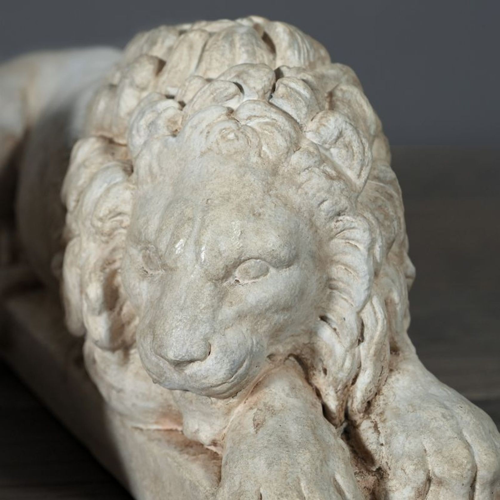 Pair of Italian Lions gallery detail image