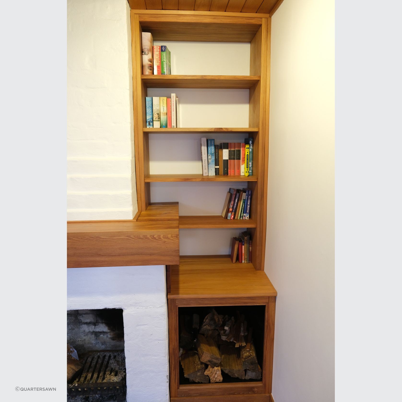 Built-In Cabinets, Bookcase & Mantel gallery detail image