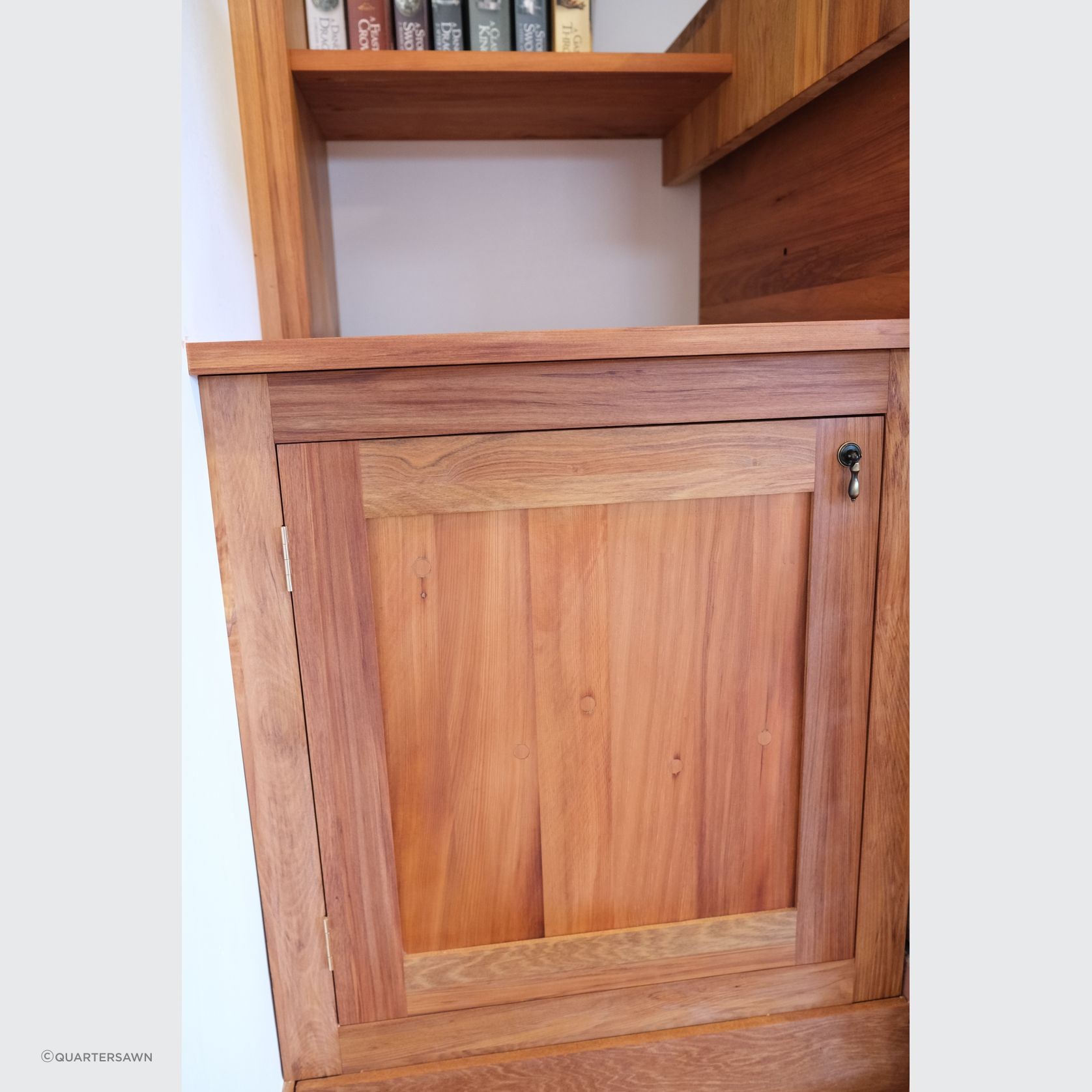 Built-In Cabinets, Bookcase & Mantel gallery detail image