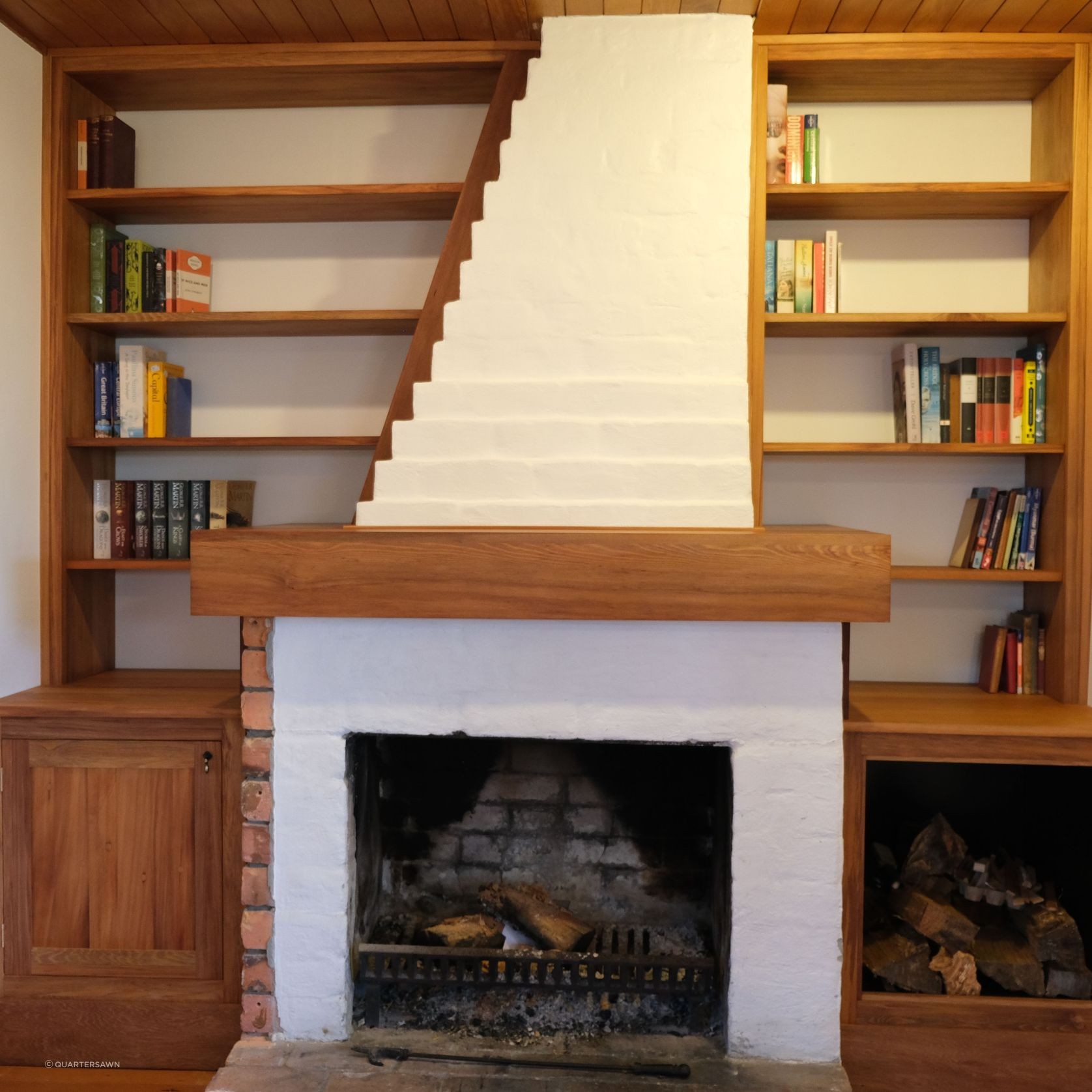Built-In Cabinets, Bookcase & Mantel gallery detail image