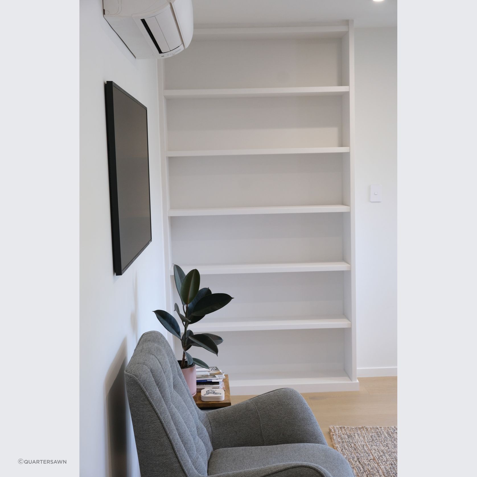 Built in Bookcase gallery detail image