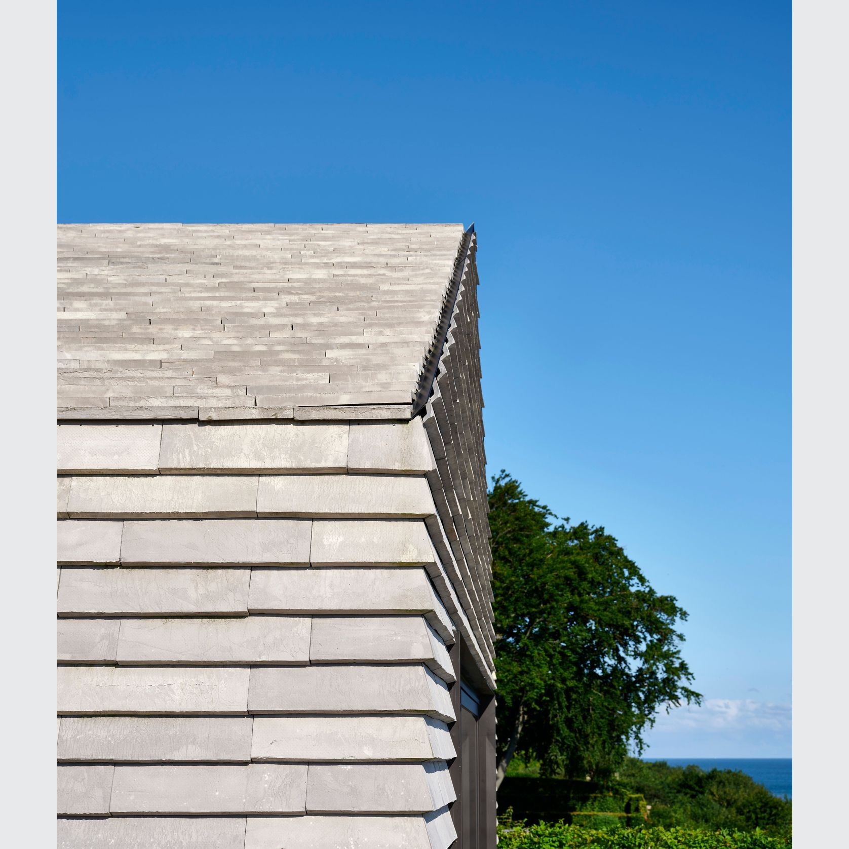 Petersen Cover™ gallery detail image