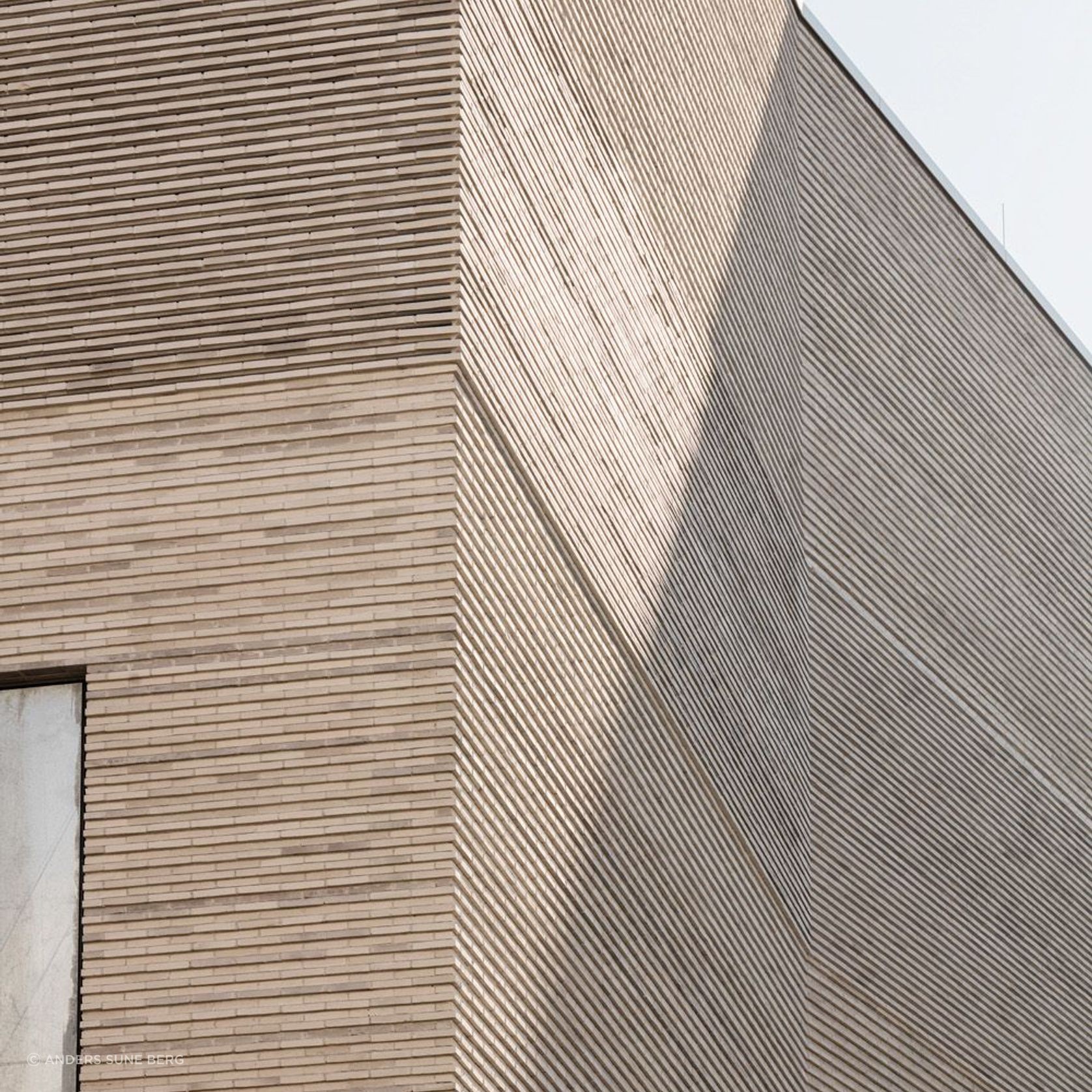 Petersen Custom bricks
