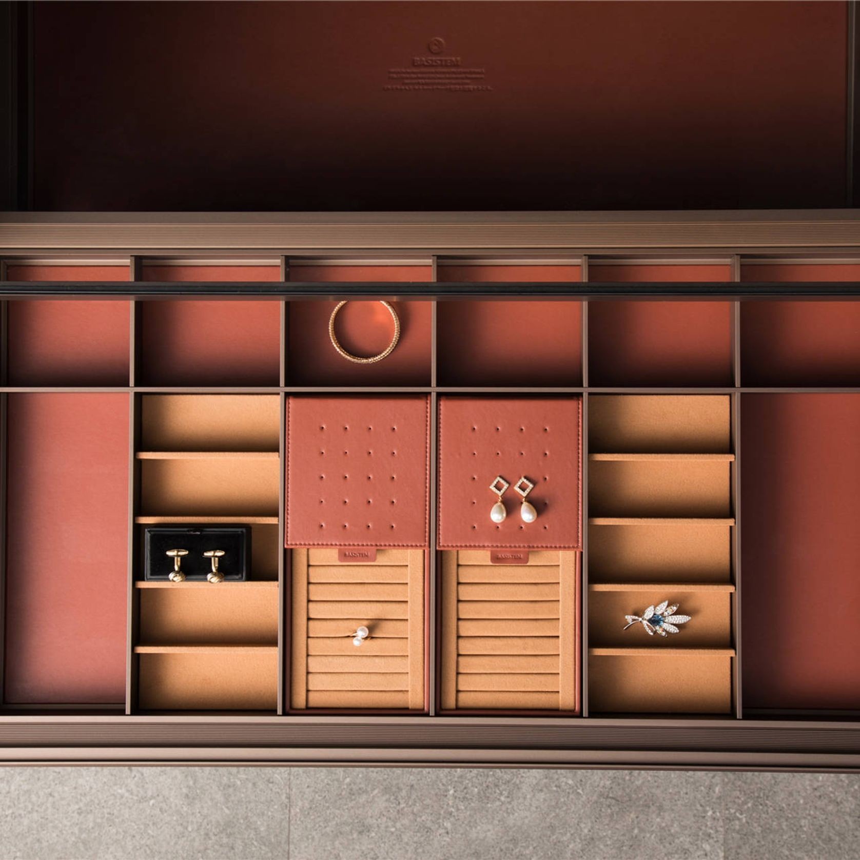 Basistem BRUGG Multi Purpose Storage gallery detail image