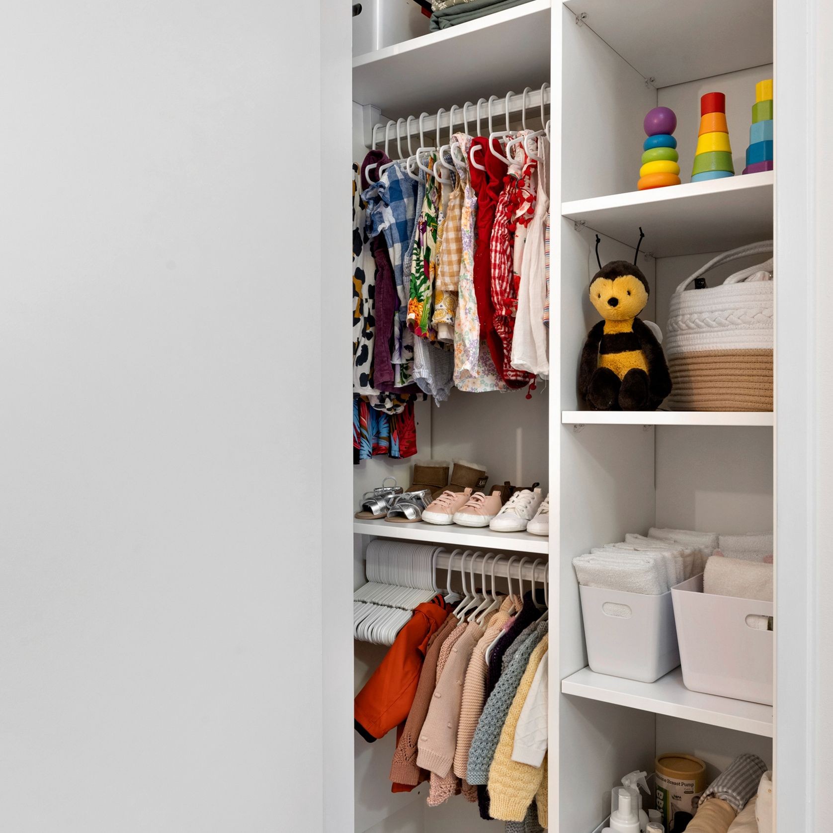 Select Wardrobes gallery detail image