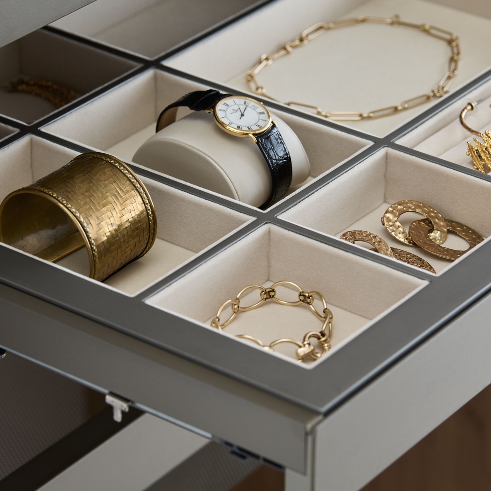 ClosetPro® Ultra 550™  Wardrobe Organiser gallery detail image