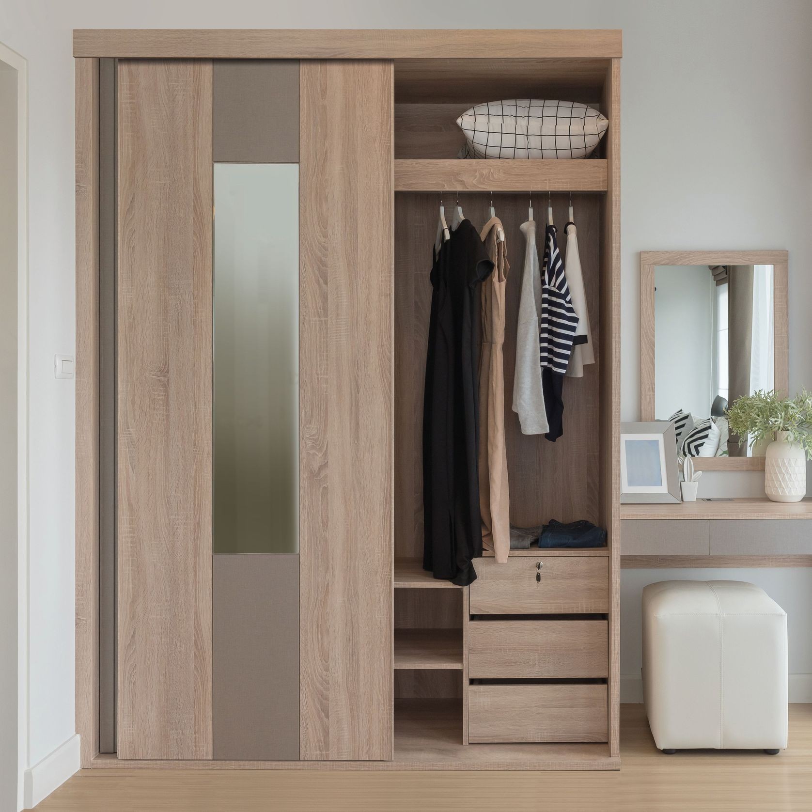 Cinetto Veloce Sliding System for Hanging Doors gallery detail image