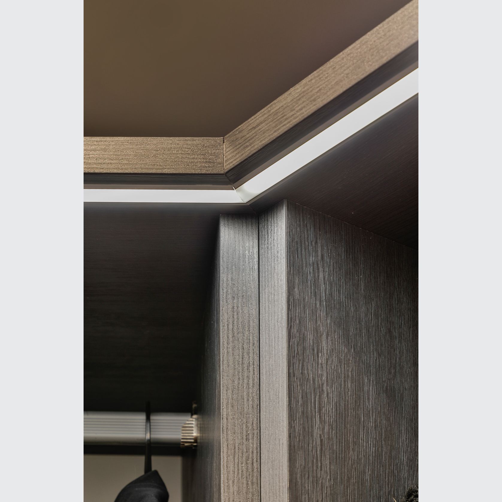Custom Built In Wardrobe Systems gallery detail image